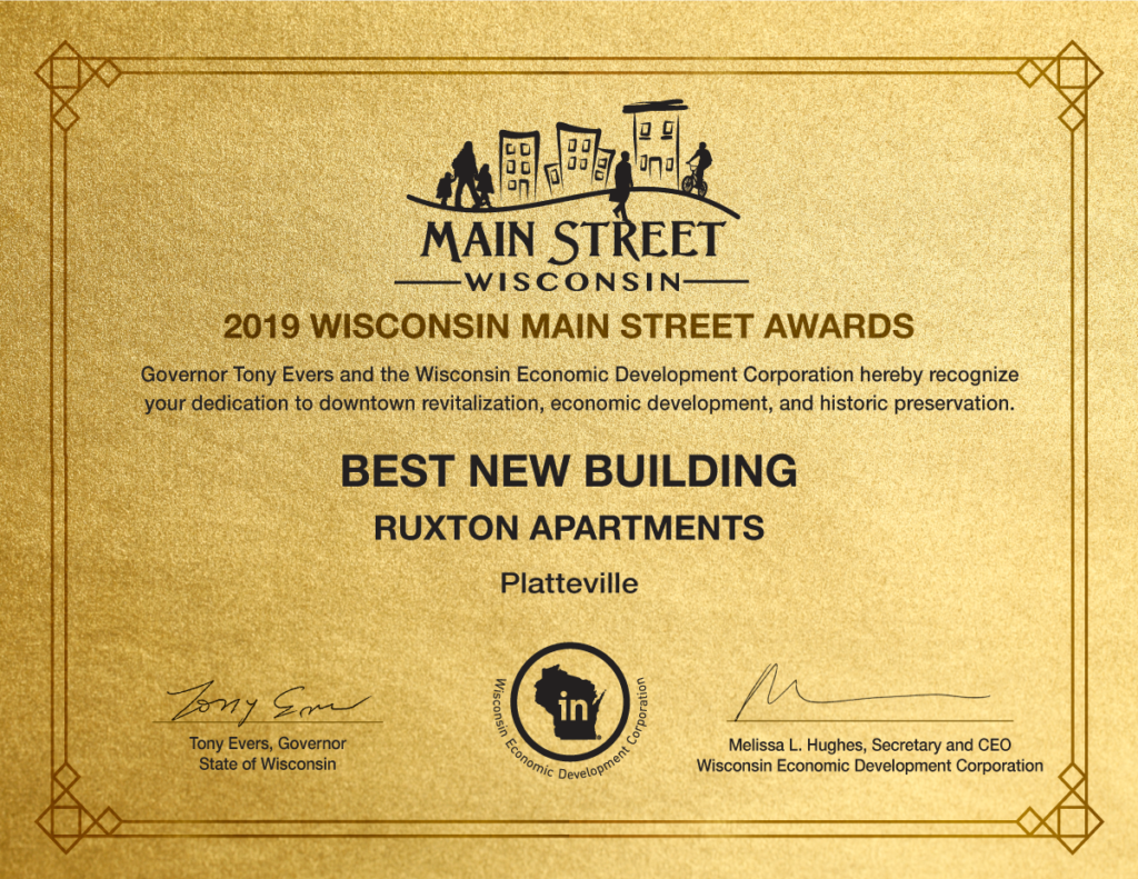 Contact Ruxton Apartments Platteville, Wisconsin